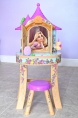 Туалетный столик Playdate Disney Princess Rapunzel Vanity - Ваша юная модница будет в настоящем восторге!